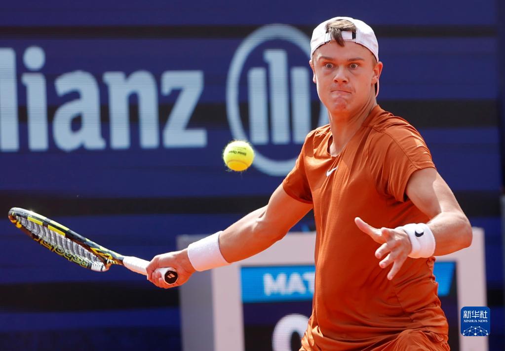 维拉正是看 维拉正是看