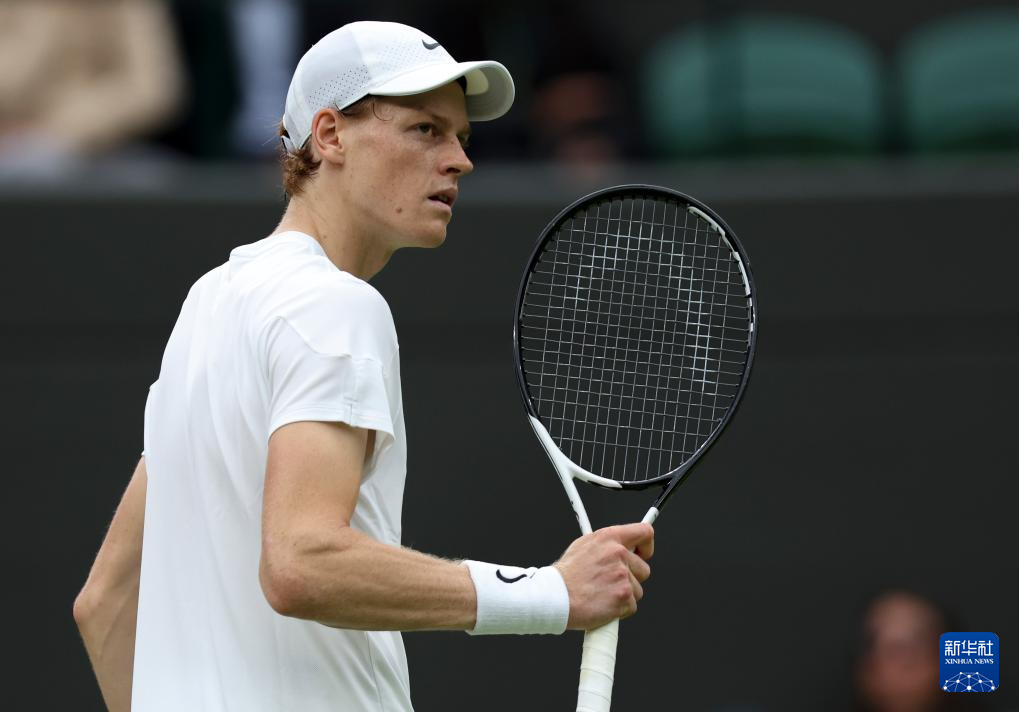 两位具有同 两位具有同