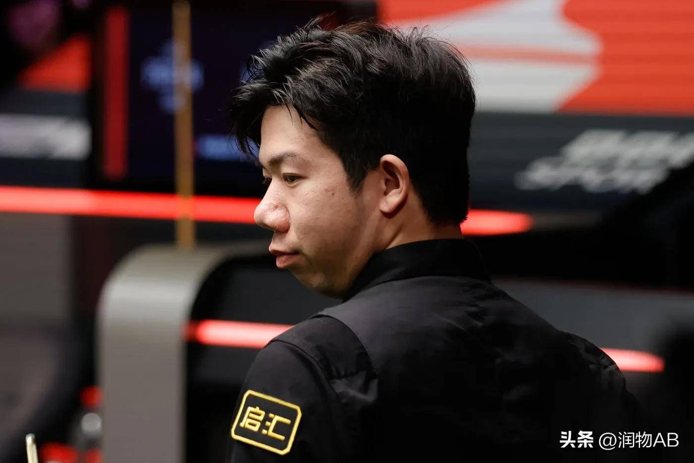 其中包括勒 其中包括勒