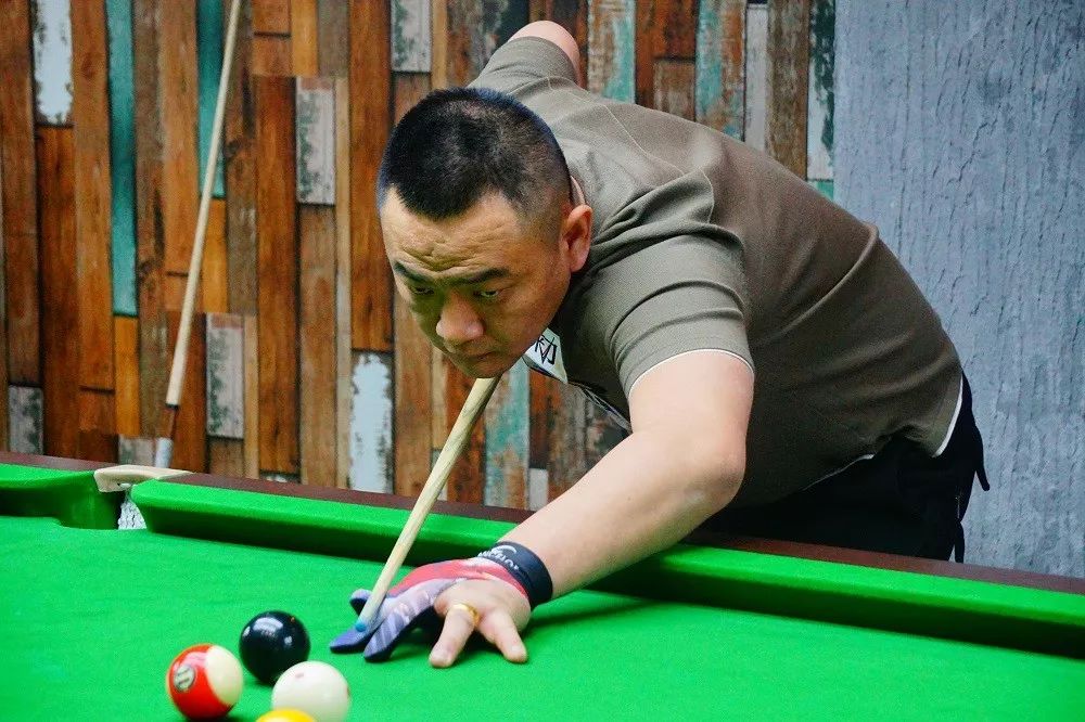 多了一份沉 多了一份沉